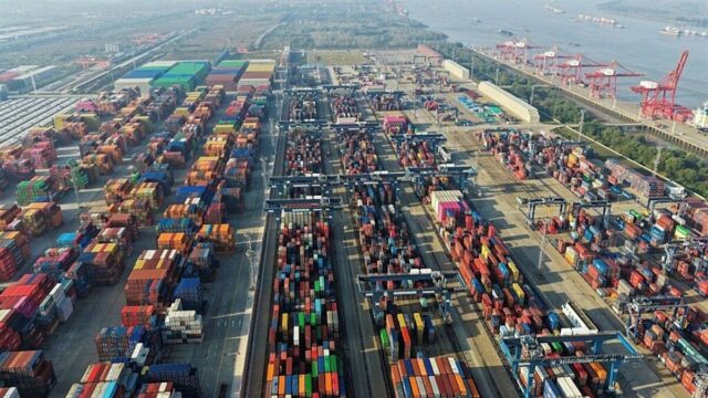 China visa a procura interna; Superávit comercial chega a US$ 1 trilhão
