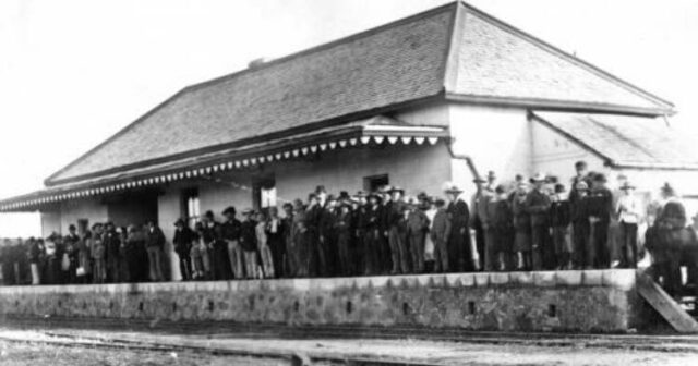 Cidade afetada pelo ciclone falará sobre história e resiliência à mesa de jantar
