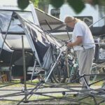 Clima selvagem atingirá partes de Queensland enquanto a limpeza da tempestade continua