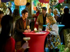 Clipe exclusivo de ‘Twelve Dates’ Til Christmas’: Kate de Mae Whitman elogia Callum de Julian Morris como “um grande beijador” Clipe exclusivo de 'Twelve Dates' Til Christmas': Kate de Mae Whitman elogia Callum de Julian Morris como “um grande beijador”
