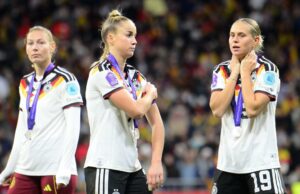 Clubes alemães criam seu próprio grupo de liga feminina em divisão com a federação de futebol Clubes alemães criam seu próprio grupo de liga feminina em divisão com a federação de futebol