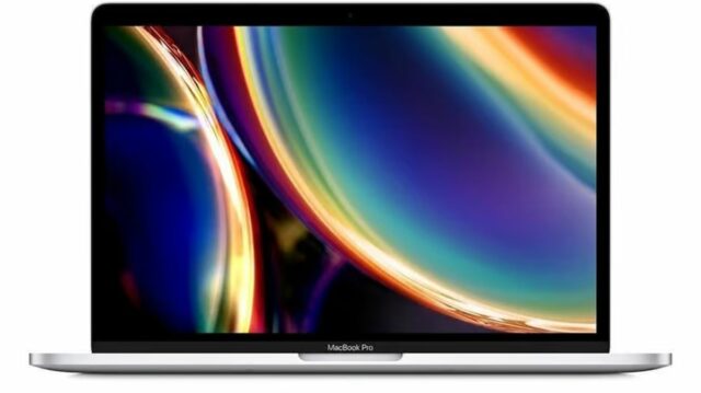 Coloque um poderoso MacBook Pro debaixo da árvore por menos de US$ 450
