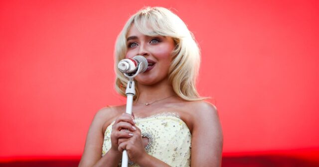 Comentário: O DHS continua caçando música para anúncios de recrutamento do ICE. Músicos continuam exigindo de volta
