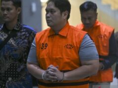 Comitê de Erradicação da Corrupção confisca carro do governo regional de Tolitoli após revistar a casa inativa de South Kalimantan HSU Kajari Comitê de Erradicação da Corrupção confisca carro do governo regional de Tolitoli após revistar a casa inativa de South Kalimantan HSU Kajari