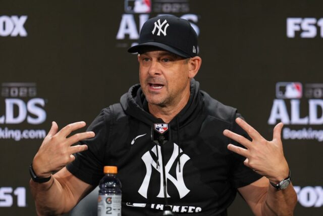 Como Aaron Boone acha que os Yankees podem diminuir a Aaron Boone fala nas reuniões de inverno em 8 de dezembro de 2025.