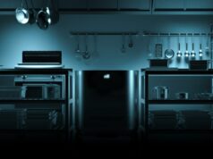 Como Mill fechou acordo com Amazon e Whole Foods Mill's commercial food bin stands in a kitchen.