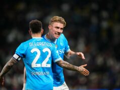 Como Rasmus Hojlund se saiu na semifinal da Supercopa do Napoli contra o AC Milan Scott McTominay e o atacante emprestado do Manchester United Rasmus Hojlund após a partida da Série A entre Napoli e Juventus, informou o repórter Fabrizio Romano. Crédito: Francesco Pecoraro/Nicolò Campo/LightRocket/Getty Images.