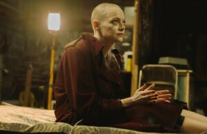 Como assistir Bugonia: o novo filme de Emma Stones já está sendo transmitido Emma Stone como Michelle Fuller em