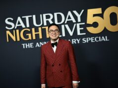 Como assistir ao episódio final de ‘SNL’ de Bowen Yang hoje à noite Como assistir ao episódio final de ‘SNL’ de Bowen Yang hoje à noite
