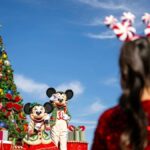 Como assistir ao ‘Desfile do Dia de Natal dos Parques Disney’ de 2025 na TV e Disney +