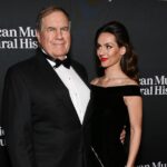 Promoção detalhando como Elsbeth na CBS está sutilmente lançando a melhor sombra de celebridade