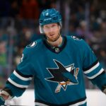 Como o ex-capitão dos Sharks, Joe Pavelski, ajudou recentemente John Klingberg