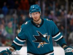 Como o ex-capitão dos Sharks, Joe Pavelski, ajudou recentemente John Klingberg Como o ex-capitão dos Sharks, Joe Pavelski, ajudou recentemente John Klingberg