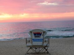 Como os australianos estão comemorando sete dias desde que 15 pessoas foram mortas em Bondi SYDNEY, AUSTRÁLIA - 21 DE DEZEMBRO: Uma vista geral de Bondi Beach ao amanhecer quando a luz do dia surge em 21 de dezembro de 2025 em Sydney, Austrália. A vida lentamente voltou ao normal em Bondi Beach, com pessoas de todas as esferas da vida ainda prestando homenagens e homenagens enquanto a dor e os funerais deram lugar a comemorações silenciosas. A polícia diz que pelo menos 16 pessoas, incluindo um suposto atirador, foram mortas e mais de 40 ficaram feridas quando dois agressores abriram fogo perto de uma celebração de Hanukkah no mundialmente famoso B.