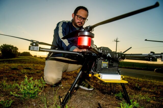 Como um novo sistema de drones e sensores de baixo custo pode proteger as comunidades da poluição atmosférica
