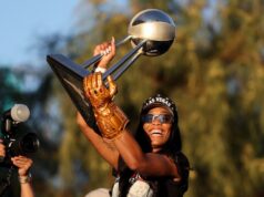 Compre outra Manopla do Infinito para ela. A seqüência de vitórias de A’ja Wilson continua como Atleta Feminina do Ano da AP Compre outra Manopla do Infinito para ela. A seqüência de vitórias de A'ja Wilson continua como Atleta Feminina do Ano da AP