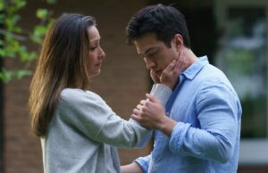 Conheça a mãe de Shane Hollander: a estrela de ‘Heated Rivalry’, Christina Chang, sobre como criar filhos queer e pensar que os roteiros eram ‘pornografia suave’ no início Conheça a mãe de Shane Hollander: a estrela de 'Heated Rivalry', Christina Chang, sobre como criar filhos queer e pensar que os roteiros eram 'pornografia suave' no início