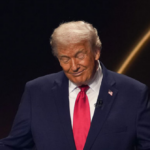 Conselho do Kennedy Center vota por unanimidade para adicionar o nome de Donald Trump ao icônico local de DC