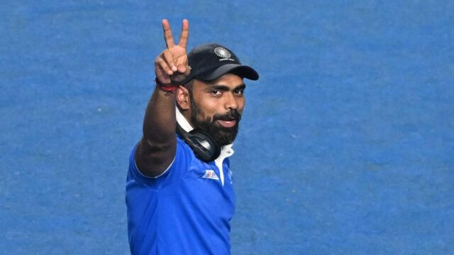 Copa do Mundo de Hóquei Júnior: o técnico Sreejesh saboreia lightbox-info