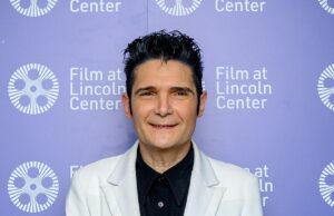 Corey Feldman volta alegando que Corey Haim o ‘molestou’ depois que a mãe da falecida estrela criticou seus comentários Corey Feldman, 54, agora nega ter alegado que seu falecido amigo e co-ator Corey Feldman o havia 'molestado'; retratado em janeiro de 2023 em Nova York