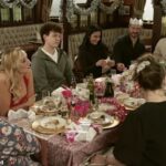 Os fãs de Coronation Street terão um choque no dia de Natal depois que o especial festivo deste ano terminou com um momento de angústia enquanto os Driscolls comemoravam seu primeiro Natal em Weatherfield