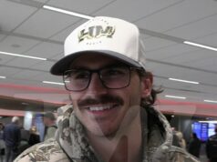 Country Star Tucker Wetmore fala sobre movimentos mágicos no palco, as mulheres não se cansam tucker-wetmore-kal-12-04-2025