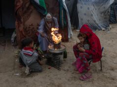 Criança palestina morre congelada em Gaza enquanto Israel continua bloqueando ajuda Criança palestina morre congelada em Gaza enquanto Israel continua bloqueando ajuda