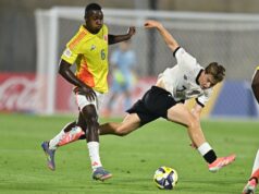 Cristian Orozco fez mais do que os fãs imaginavam em sua visita ao Man Utd, quebra o silêncio sobre a transferência de 2026 O técnico do Manchester United, Ruben Amorim, é entrevistado após entrevista coletiva no complexo de treinamento Carrington em 2025, em Manchester, Inglaterra.