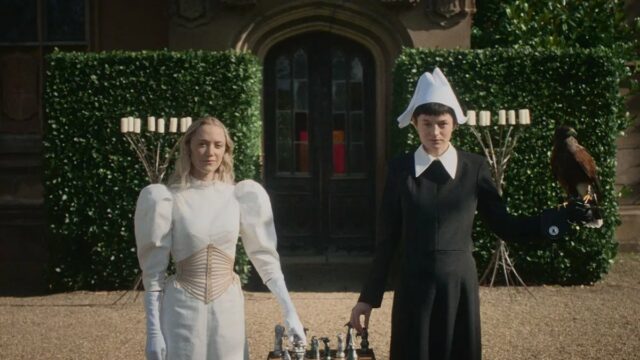 Crítica de '100 noites de herói': uma inspiradora tragi-comédia queer de boas maneiras
