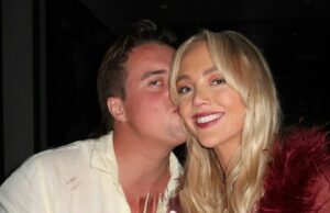 Cronograma de relacionamento de Annie Knight e noivo Henry Brayshaw de OnlyFans Cronograma de relacionamento de Annie Knight e noivo Henry Brayshaw de OnlyFans