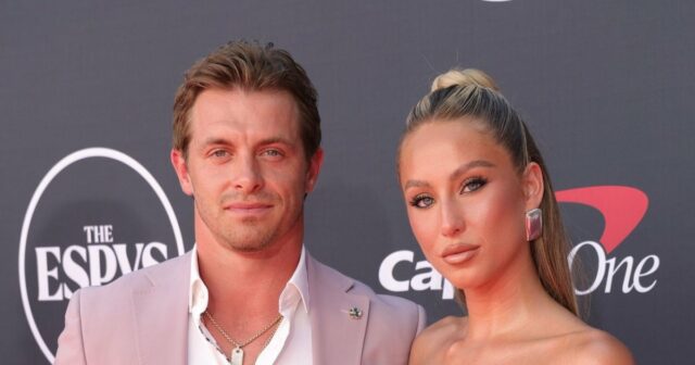 Cronograma de relacionamento de Alix Earle e Braxton Berrios, das baecations aos jogos da NFL