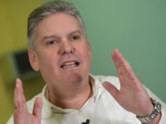 Cuba condena ex-ministro da Economia à prisão perpétua por espionagem Cuba condena ex-ministro da Economia à prisão perpétua por espionagem