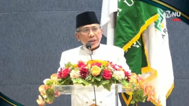 Cuidadores do internato islâmico Krapyak apoiam dueto KH Miftah-Gus Yahya Cuidadores do internato islâmico Krapyak apoiam dueto KH Miftah-Gus Yahya para liderar PBNU