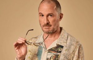 Darren Aronofsky fala como o acordo Netflix-Warner Bros. pode afetar ‘guerras de lances’: ‘Ter um jogador a menos é sempre ruim’ Darren Aronofsky fala como o acordo Netflix-Warner Bros. pode afetar 'guerras de lances': 'Ter um jogador a menos é sempre ruim'