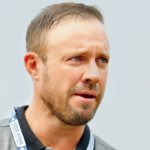 De Villiers apóia o plano flexível de escalação de rebatidas de Gauti nos ODIs