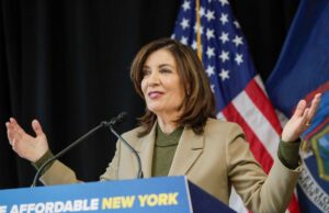 ‘Deixe-os comer bolo’ O conselho esfarrapado de Hochul sobre pedágios de congestionamento para empresas da cidade 'Deixe-os comer bolo' O conselho esfarrapado de Hochul sobre pedágios de congestionamento para empresas da cidade