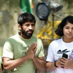 Delhi HC rejeita petições apresentadas por Bajrang, Vinesh e Sakshi desafiando as eleições da WFI