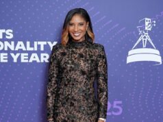 Denise Lewis, 53, impressiona com um vestido de renda preto semitransparente no prêmio BBC Sports Personality Of The Year, depois de quebrar o silêncio sobre o divórcio do marido há 17 anos Denise Lewis parecia sensacional em um vestido de renda no prêmio Sports Personality Of The Year na quinta-feira, depois de quebrar o silêncio sobre o divórcio do marido há 17 anos.