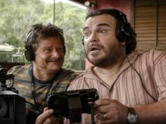 Diretor de ‘Anaconda’ naqueles camafeus do elenco original, zombando das reinicializações de Hollywood e reutilizando um cenário destruído por um ciclone Diretor de 'Anaconda' naqueles camafeus do elenco original, zombando das reinicializações de Hollywood e reutilizando um cenário destruído por um ciclone