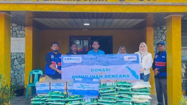 Diretores da BCA Syariah visitam Aceh e garantem que o serviço seja normal
