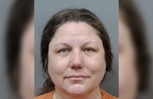 Divorciada da Flórida, 48 anos, acusada de atirar em seus dois ex-maridos em tiroteios fatais no mesmo dia Divorciada da Flórida, 48 anos, acusada de atirar em seus dois ex-maridos em tiroteios fatais no mesmo dia