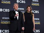 Donald Trump e Melania chegam ao Kennedy Center Honors para prestar homenagem a Sylvester Stallone, Kiss e Gloria Gaynor Donald Trump e Melania chegam ao Kennedy Center Honors para prestar homenagem a Sylvester Stallone, Kiss e Gloria Gaynor