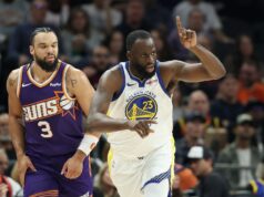 Draymond Green foi expulso no início do confronto Warriors-Suns Draymond Green foi expulso no início do confronto Warriors-Suns