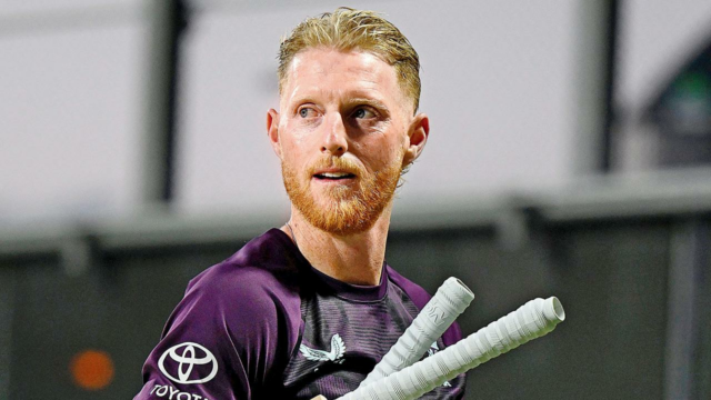`É uma merda, mas não vamos parar`: Skipper Stokes
