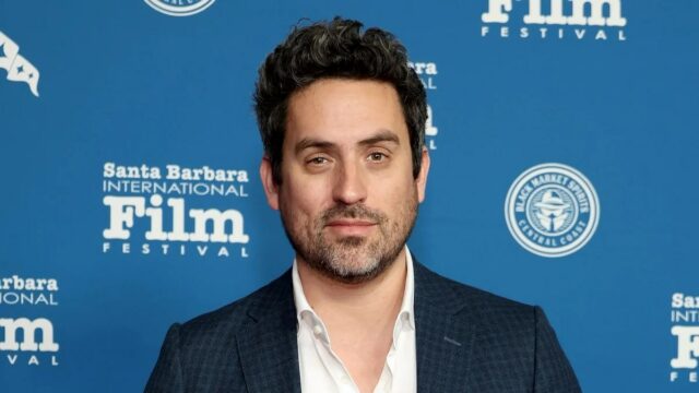 Ed Weeks estrelará o piloto de comédia de vampiros 'Eternally Yours' na CBS
