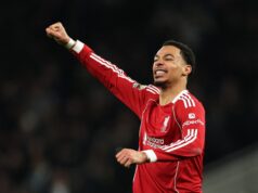 Ekitike e Isak ajudam o Liverpool a superar o Tottenham, com nove jogadores Ekitike e Isak ajudam o Liverpool a superar o Tottenham, com nove jogadores