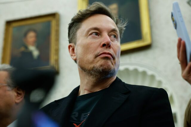 Elon Musk e Gavin Newsom entram em conflito por causa Elon Musk e Gavin Newsom entram em conflito por causa de criança transgênero