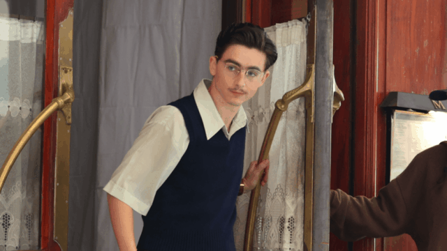 Em 'Marty Supreme', os mafiosos mais icônicos da cidade de Nova York inspiraram os trajes retrô-chiques de Timothée Chalamet
