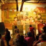 Em Purbalingga, um antigo galinheiro foi transformado na primeira vila de desenhos animados da Indonésia