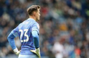 Emprestado do Man Utd elogiado após seu último desempenho, ele está no caminho certo para uma grande conquista Radek Vitek do Bristol City em ação.